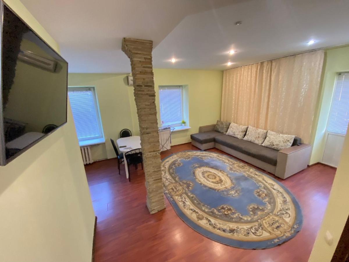 White New Apartments Ultracentral 2-Rooms In The Heart คีชีเนา ภายนอก รูปภาพ