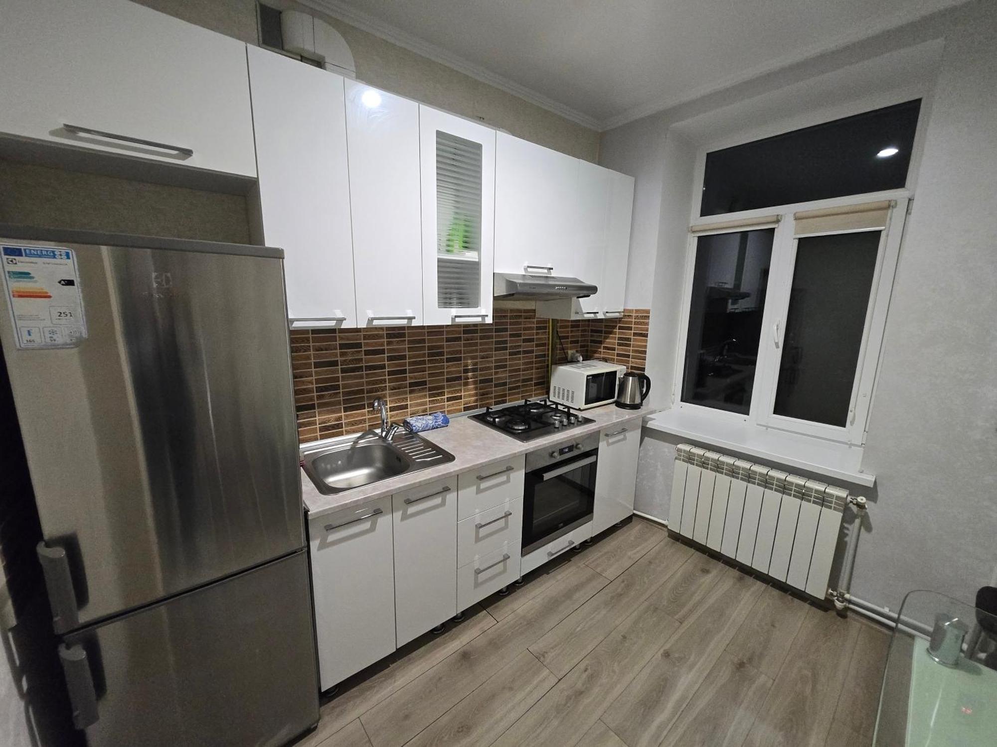 White New Apartments Ultracentral 2-Rooms In The Heart คีชีเนา ภายนอก รูปภาพ